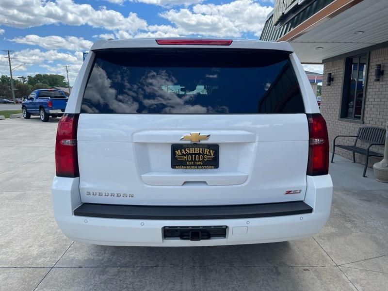 Chevrolet Suburban LT 4WD 2019