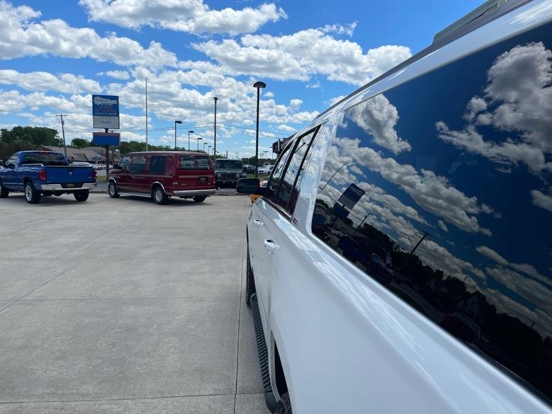 Chevrolet Suburban LT 4WD 2019