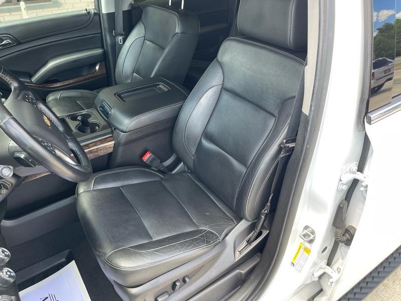 Chevrolet Suburban LT 4WD 2019