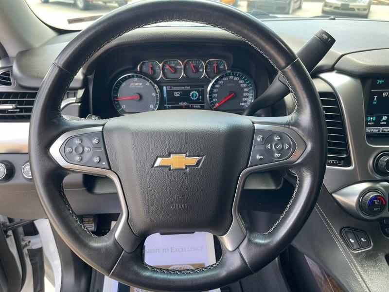 Chevrolet Suburban LT 4WD 2019