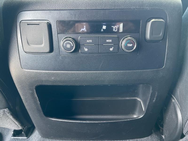 Chevrolet Suburban LT 4WD 2019