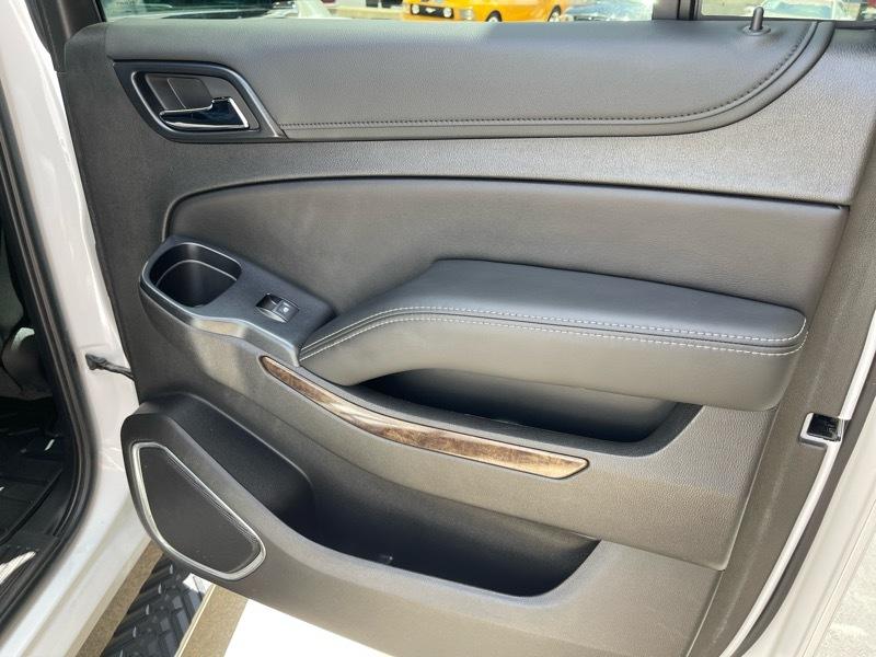 Chevrolet Suburban LT 4WD 2019