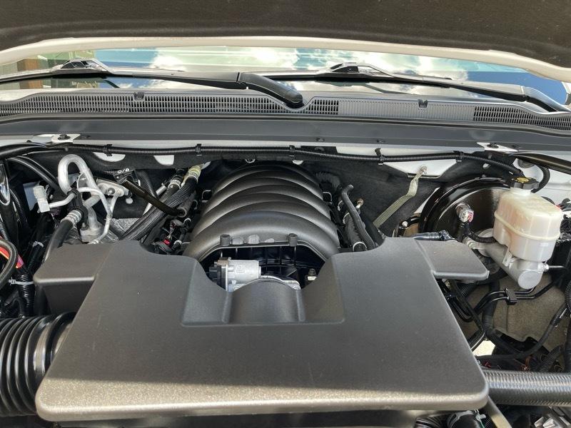 Chevrolet Suburban LT 4WD 2019
