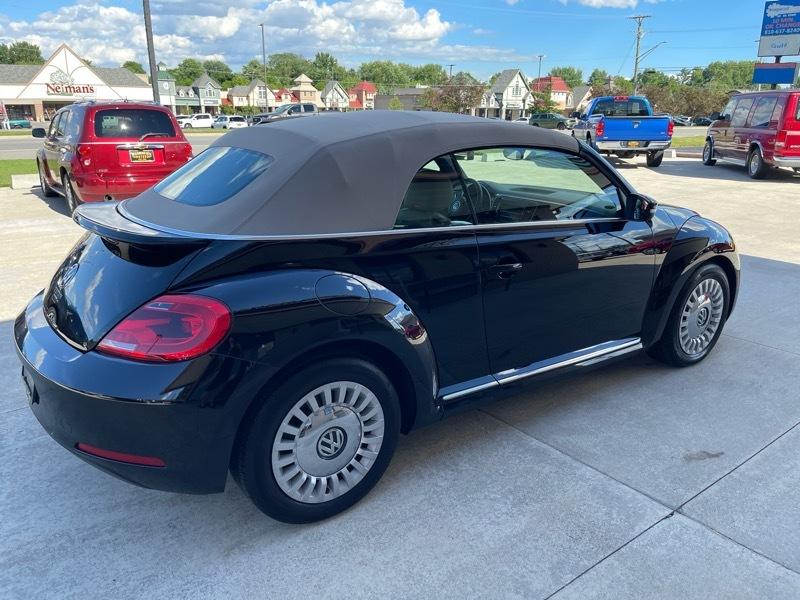 Volkswagen Beetle 1.8T PZEV Convertible 2015