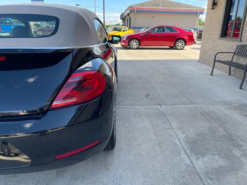 Volkswagen Beetle 1.8T PZEV Convertible 2015