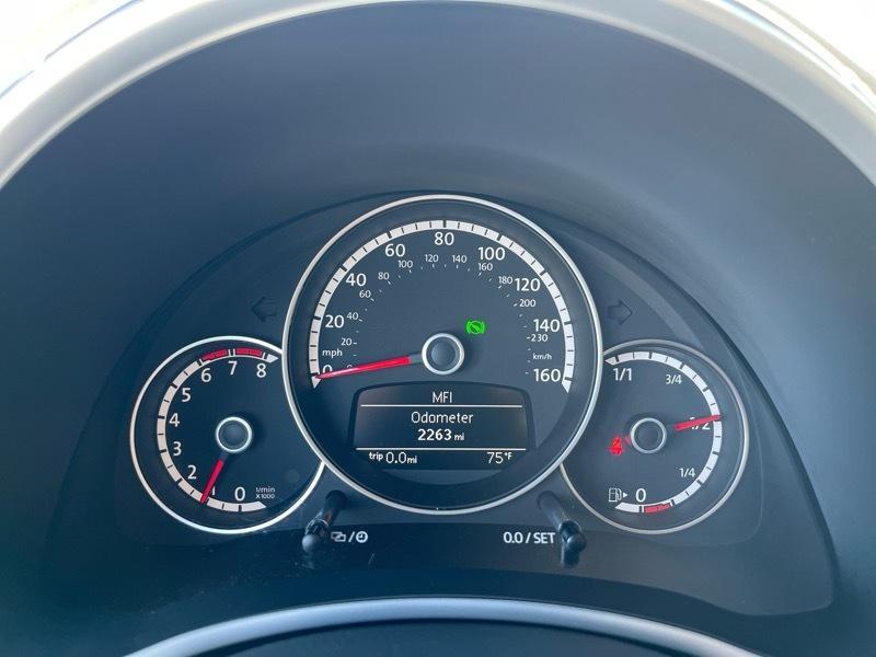 Volkswagen Beetle 1.8T PZEV Convertible 2015