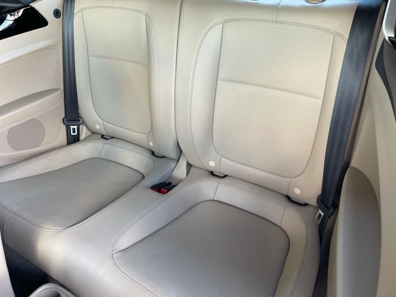 Volkswagen Beetle 1.8T PZEV Convertible 2015