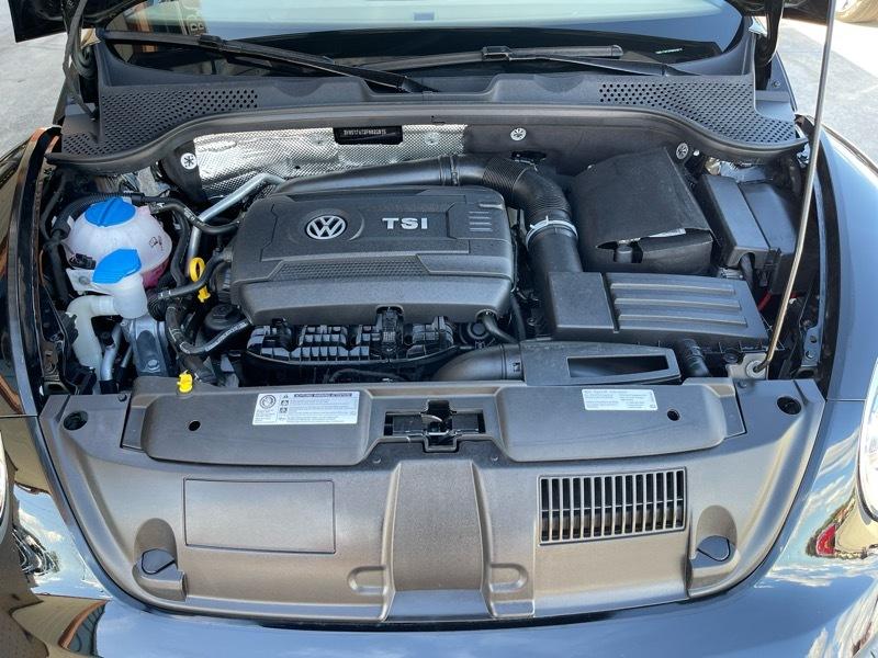 Volkswagen Beetle 1.8T PZEV Convertible 2015