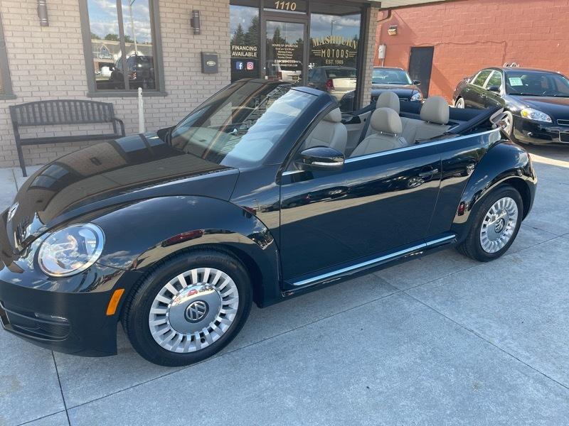 Volkswagen Beetle 1.8T PZEV Convertible 2015