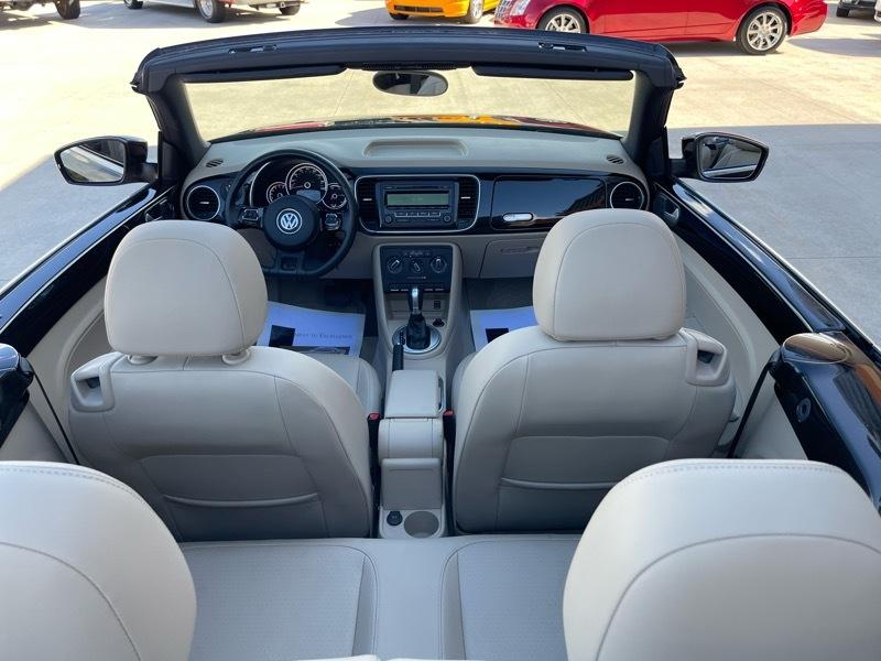 Volkswagen Beetle 1.8T PZEV Convertible 2015