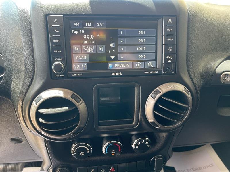 Jeep Wrangler  2015