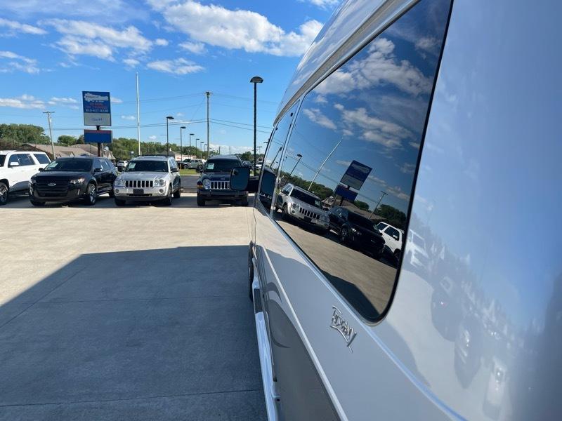 Ford Econoline E-150 2011