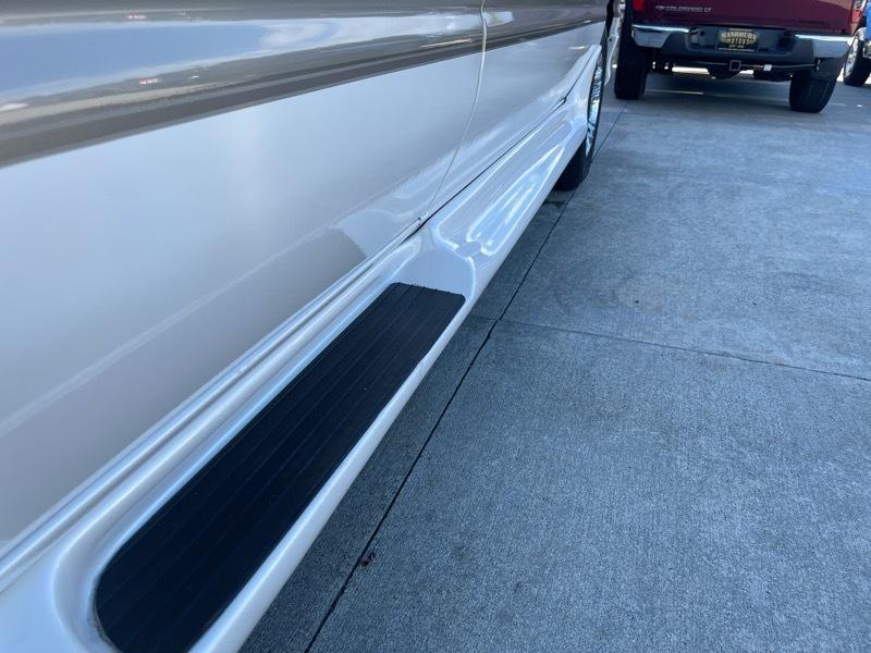 Ford Econoline E-150 2011