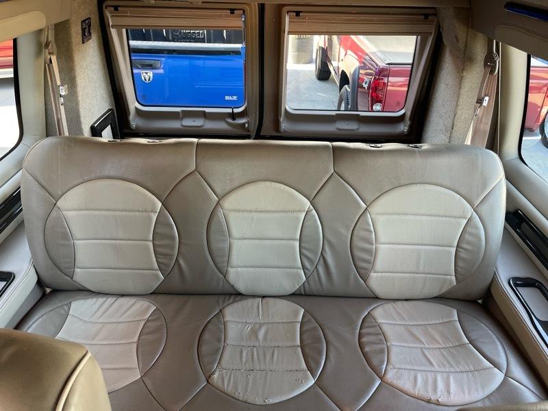 Ford Econoline E-150 2011