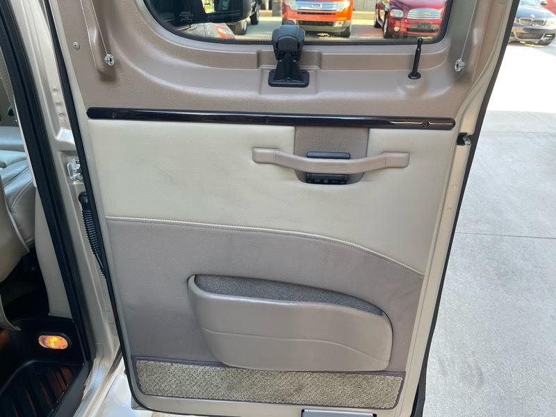 Ford Econoline E-150 2011