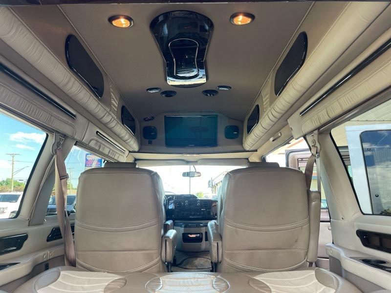Ford Econoline E-150 2011