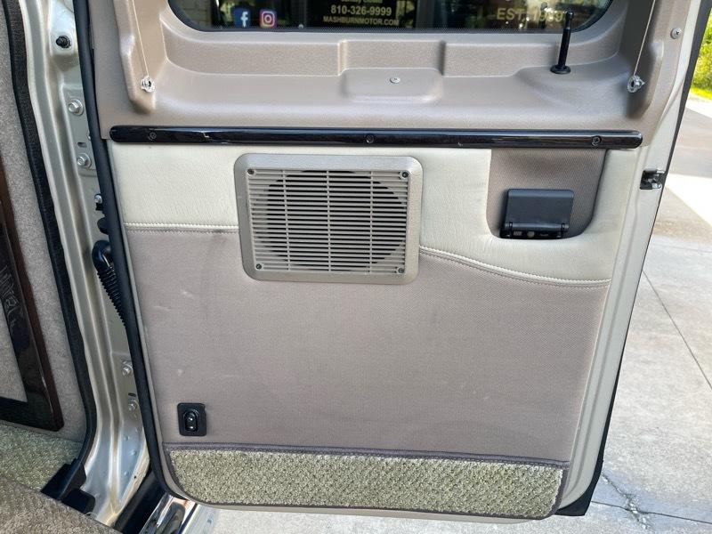 Ford Econoline E-150 2011