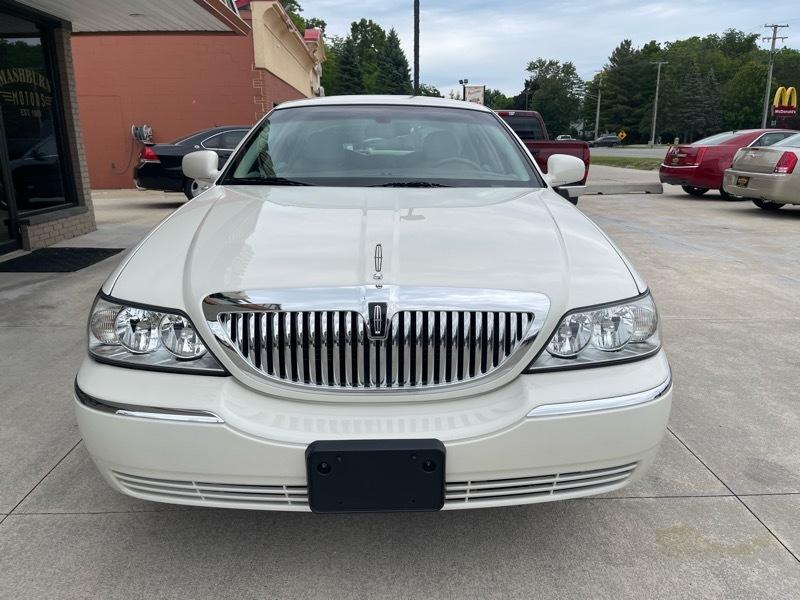 Lincoln Town Car Executive 2003