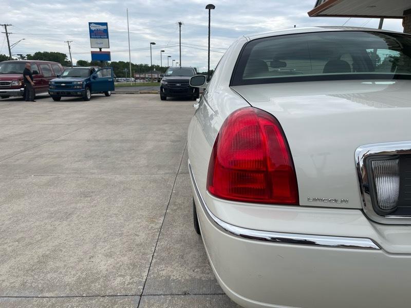 Lincoln Town Car Executive 2003