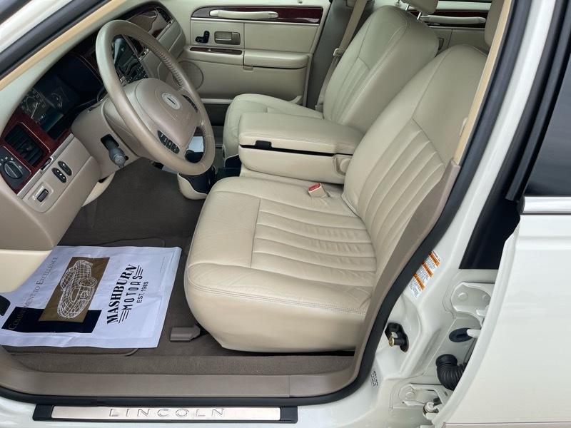 Lincoln Town Car Executive 2003