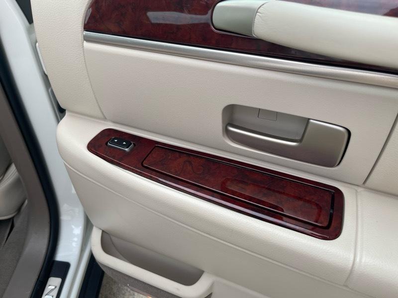Lincoln Town Car Executive 2003