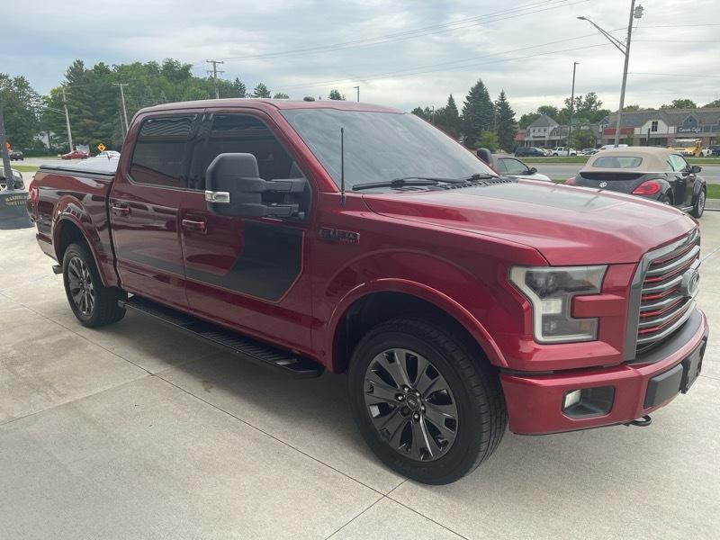 Ford F-150 Lariat SuperCrew 5.5-ft. Bed 4WD 2016