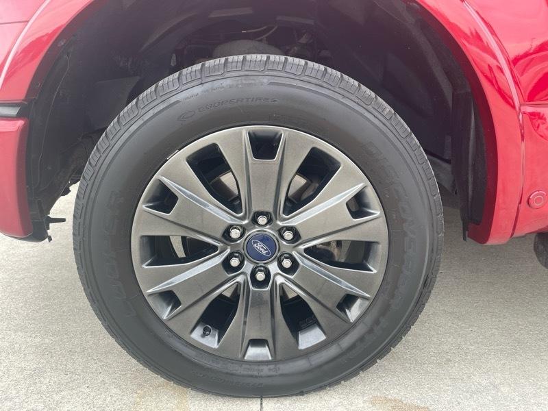 Ford F-150 Lariat SuperCrew 5.5-ft. Bed 4WD 2016