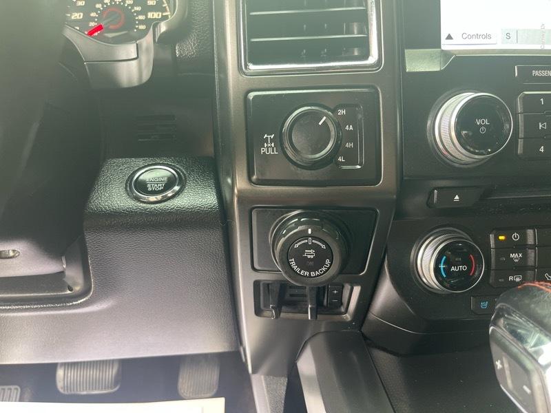 Ford F-150 Lariat SuperCrew 5.5-ft. Bed 4WD 2016