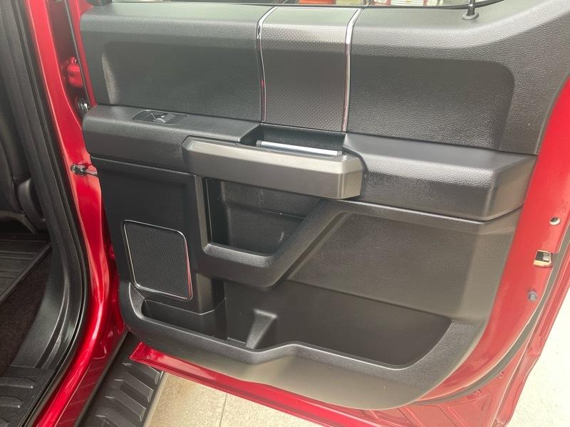 Ford F-150 Lariat SuperCrew 5.5-ft. Bed 4WD 2016