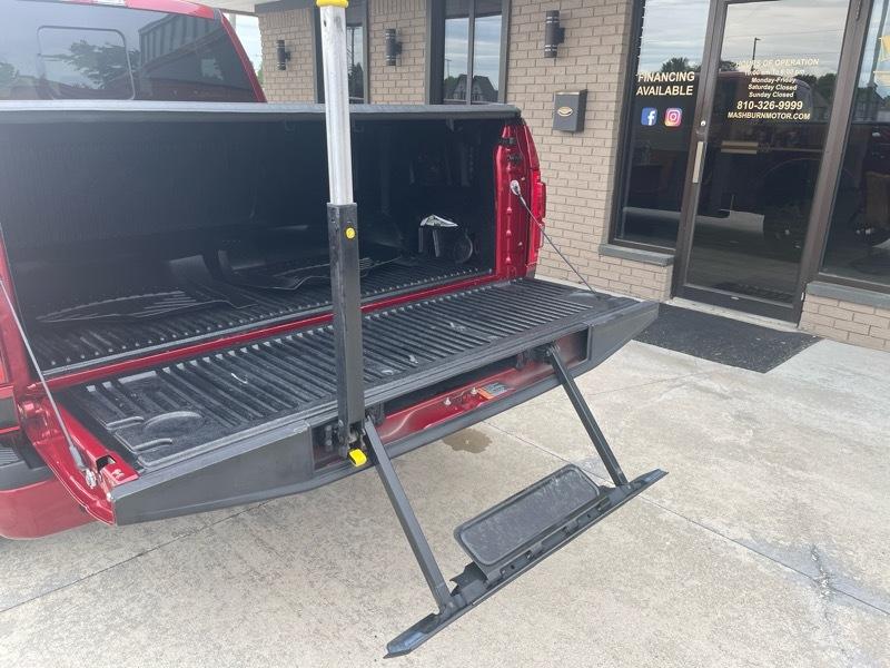Ford F-150 Lariat SuperCrew 5.5-ft. Bed 4WD 2016