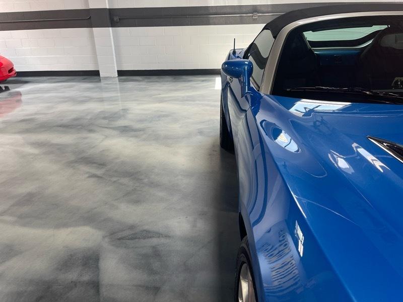 Saturn Sky Hydro Blue Limited Edition 2009