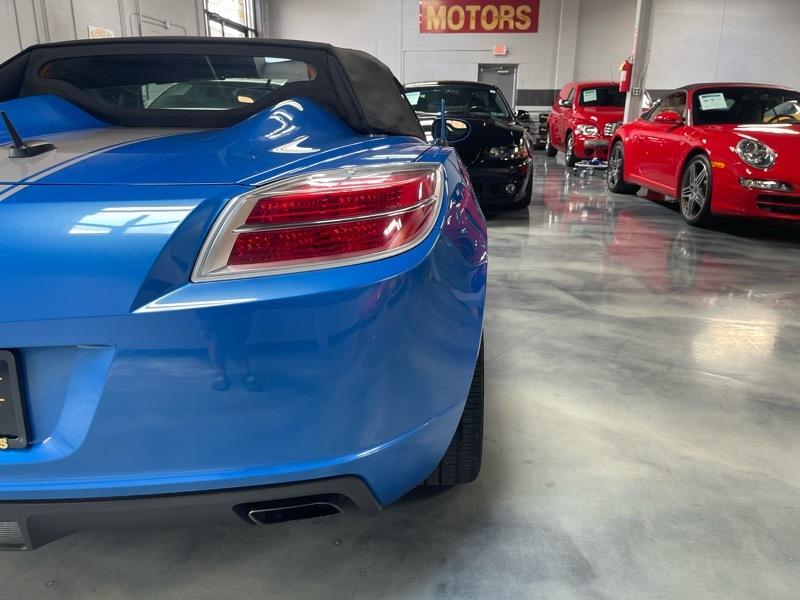 Saturn Sky Hydro Blue Limited Edition 2009