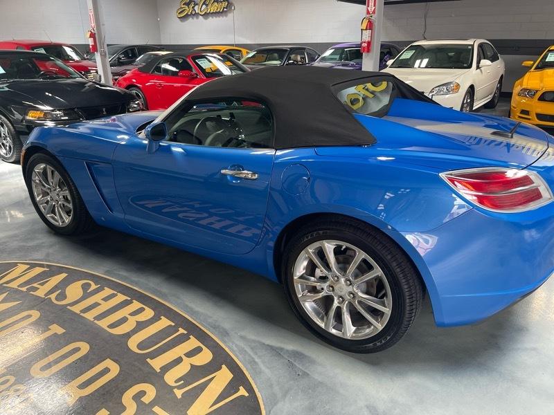 Saturn Sky Hydro Blue Limited Edition 2009