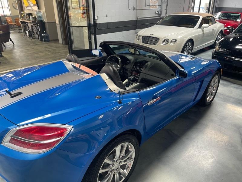 Saturn Sky Hydro Blue Limited Edition 2009
