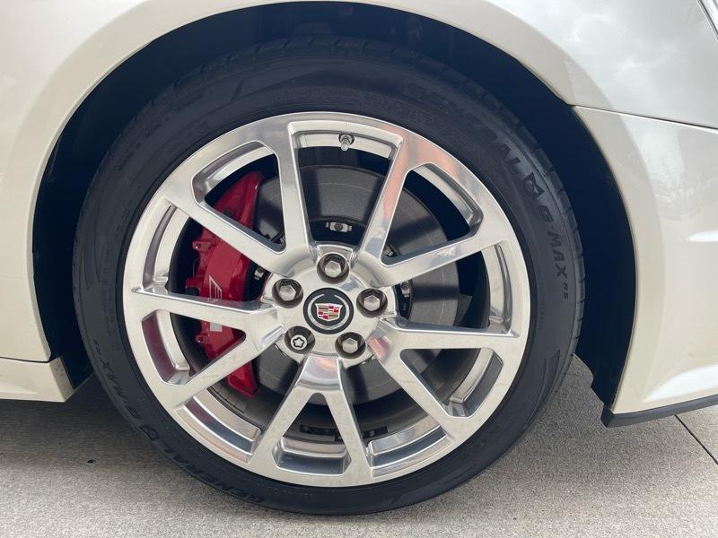 Cadillac CTS V Coupe 2014