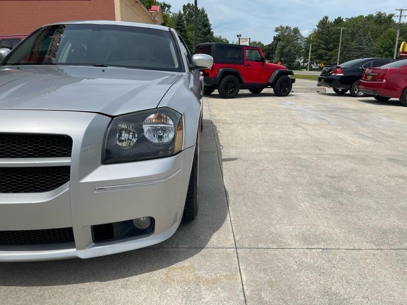 Dodge Magnum SRT-8 2006