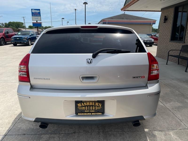 Dodge Magnum SRT-8 2006