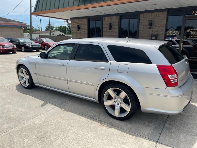 Dodge Magnum SRT-8 2006