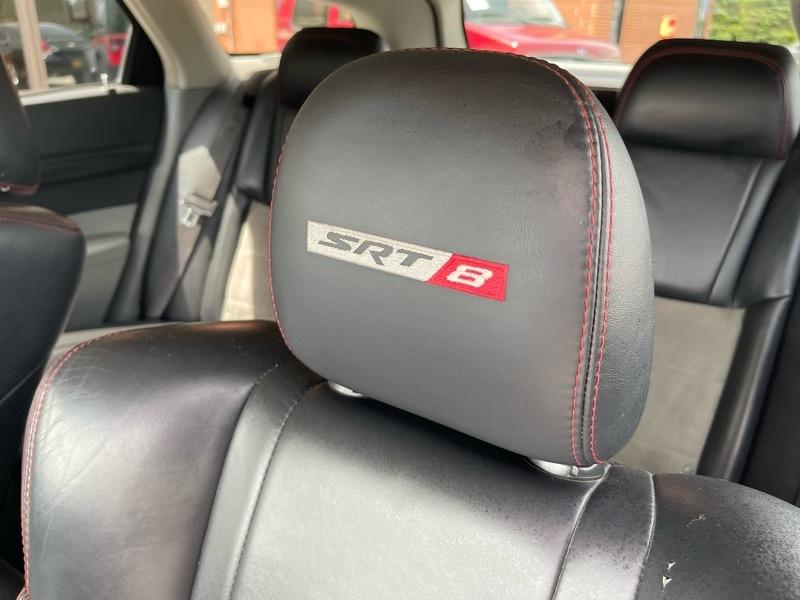 Dodge Magnum SRT-8 2006