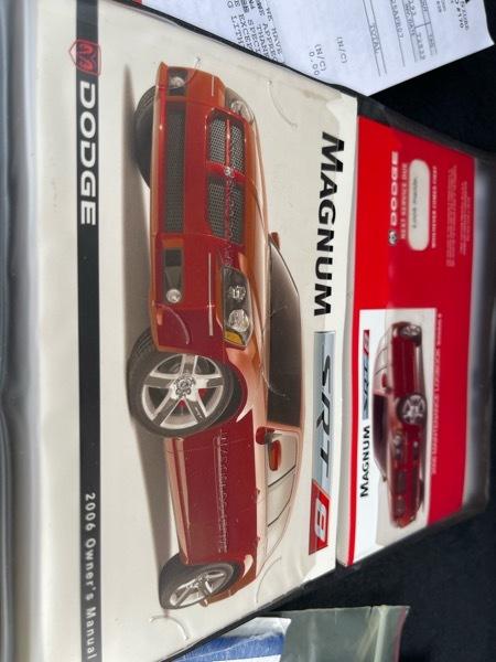 Dodge Magnum SRT-8 2006