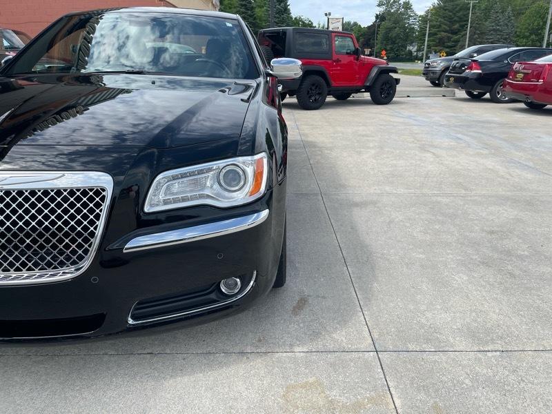 Chrysler 300 Limited RWD 2012