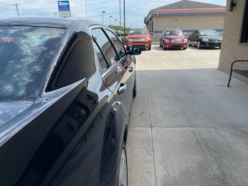 Chrysler 300 Limited RWD 2012