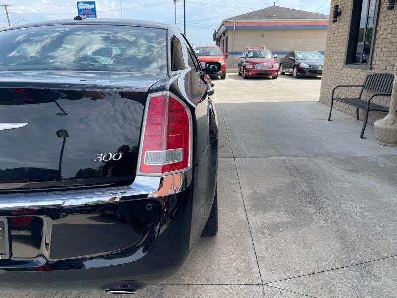 Chrysler 300 Limited RWD 2012