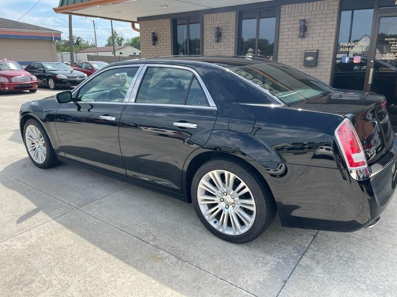 Chrysler 300 Limited RWD 2012