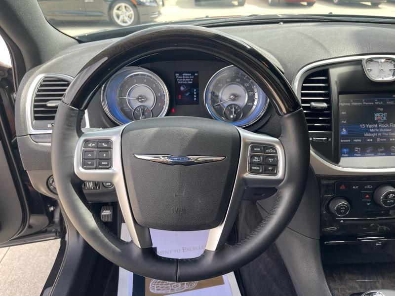 Chrysler 300 Limited RWD 2012