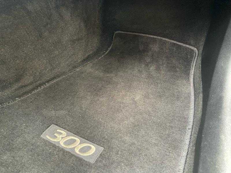Chrysler 300 Limited RWD 2012