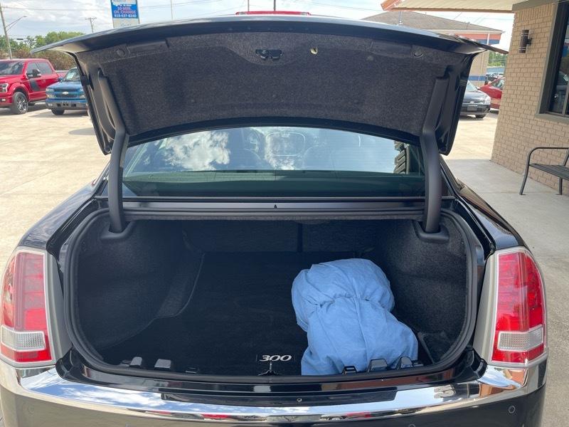 Chrysler 300 Limited RWD 2012