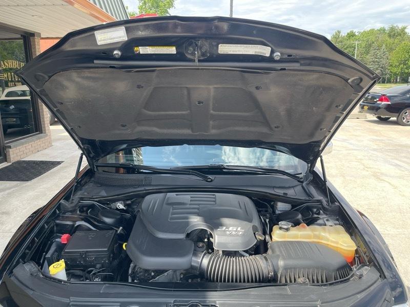 Chrysler 300 Limited RWD 2012