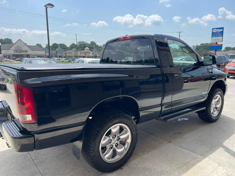 Dodge Ram 1500 Laramie 4WD 2004