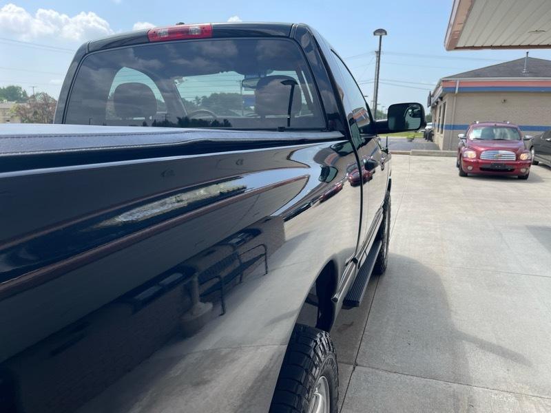Dodge Ram 1500 Laramie 4WD 2004